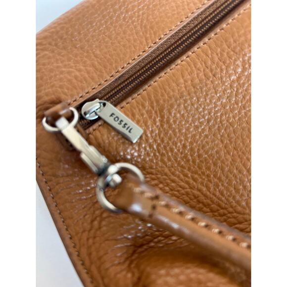 Fossil Camel Pebble Leather Monica Turnlock Crossbody Clutch Bag Purse - Picture 7 of 10